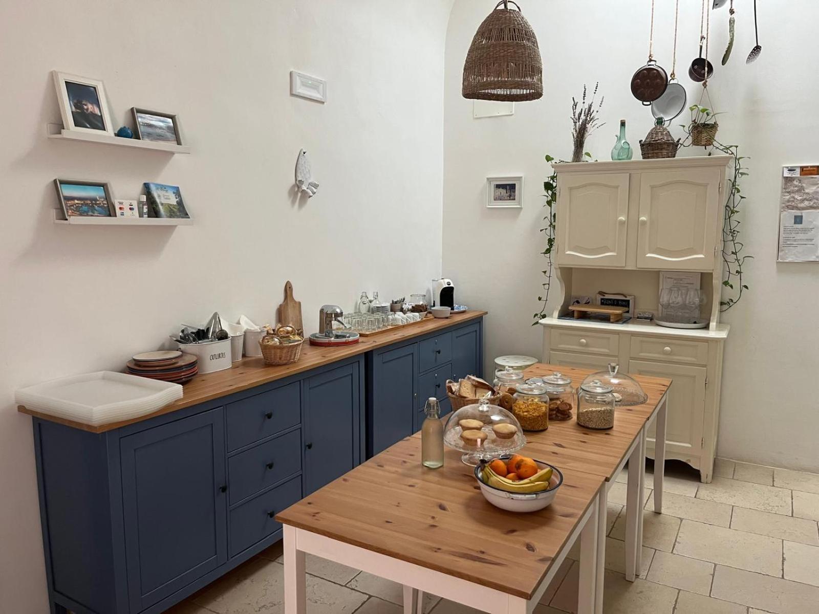 La Mitria Acomodação com café da manhã Trani Exterior foto