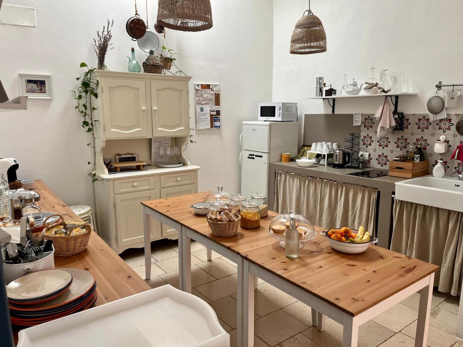 La Mitria Acomodação com café da manhã Trani Exterior foto